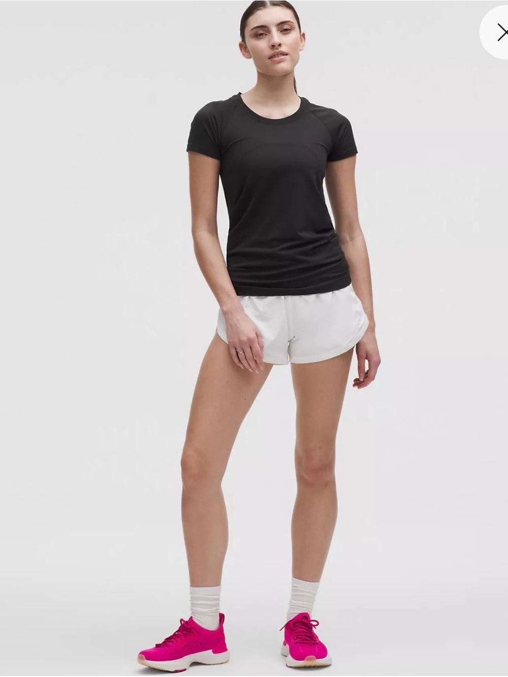 Swiftly Tech Short-Sleeve Shirt
2.0 Hip Length Size 6 Black